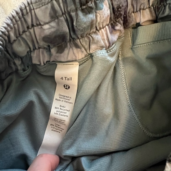 Sold - Picture 3 of 3